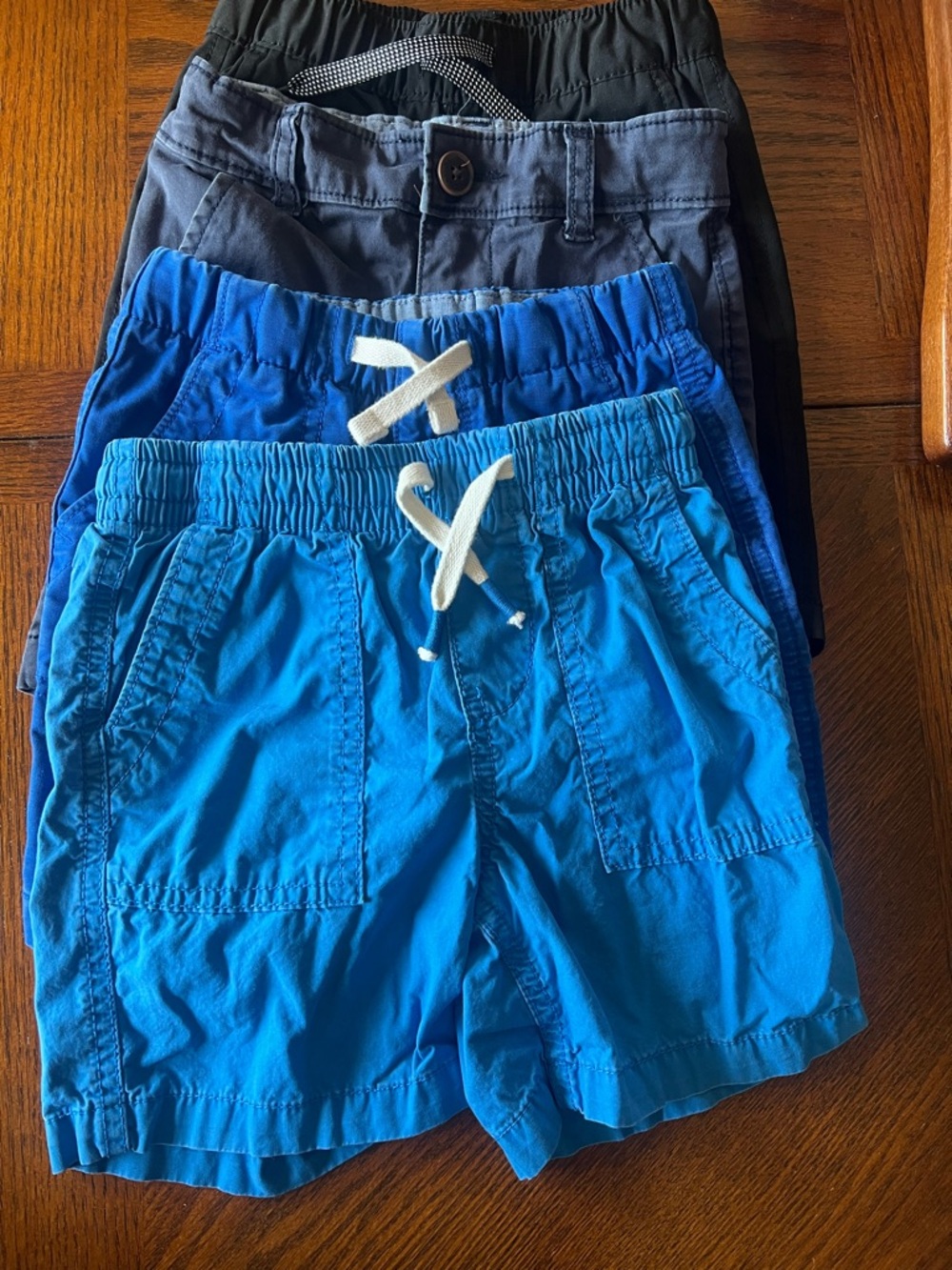 Old Navy  Osh Kosh Gap Toddler Shorts - 3T
